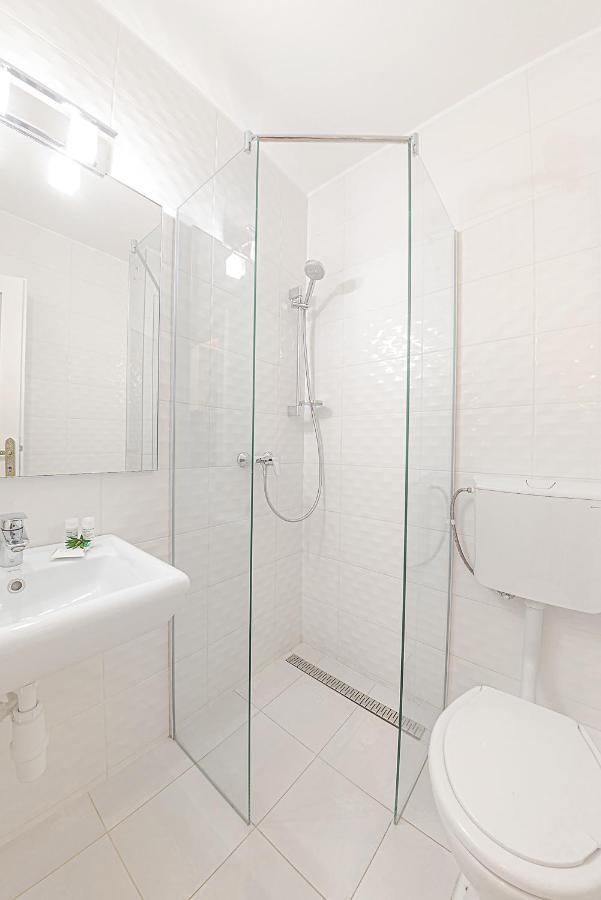 Casablanca Panzio Bed & Breakfast Tata Exterior photo